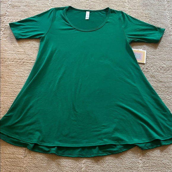 NWT XS solid green perfect t - Picture 5 of 6